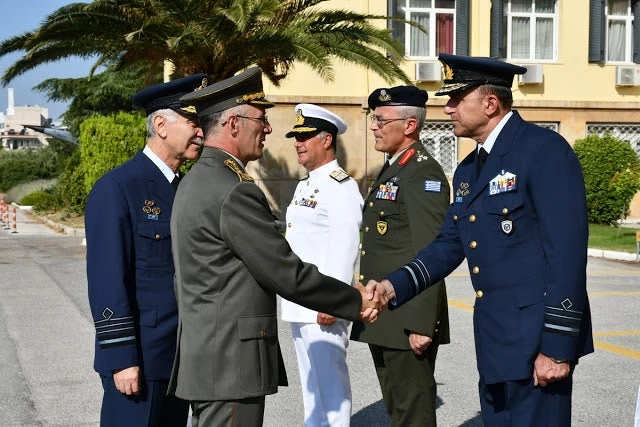 Στην Ελλάδα ο Α/ΓΕΕΔ της Σερβίας – Ενίσχυση της αμυντικής συνεργασίας μεταξύ των δύο χωρών